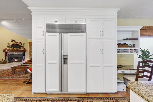 4980 Stables Way, Wellington, FL 33414