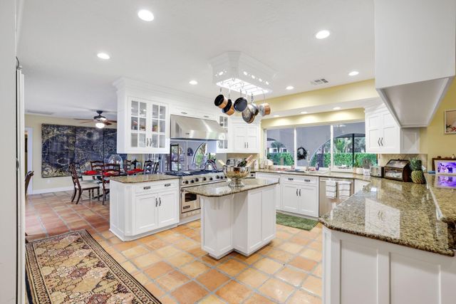 4980 Stables Way, Wellington, FL 33414