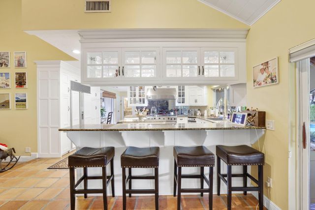 4980 Stables Way, Wellington, FL 33414