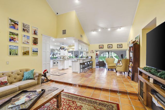 4980 Stables Way, Wellington, FL 33414