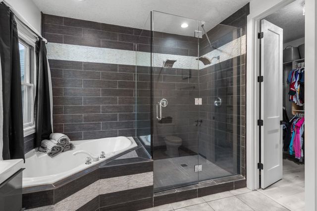 7447 213th Street N, Forest Lake, MN 55025