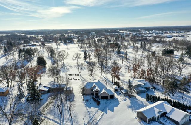 7447 213th Street N, Forest Lake, MN 55025