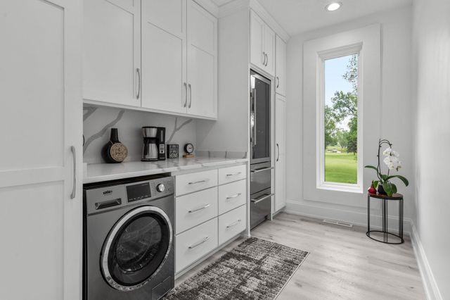 7447 213th Street N, Forest Lake, MN 55025