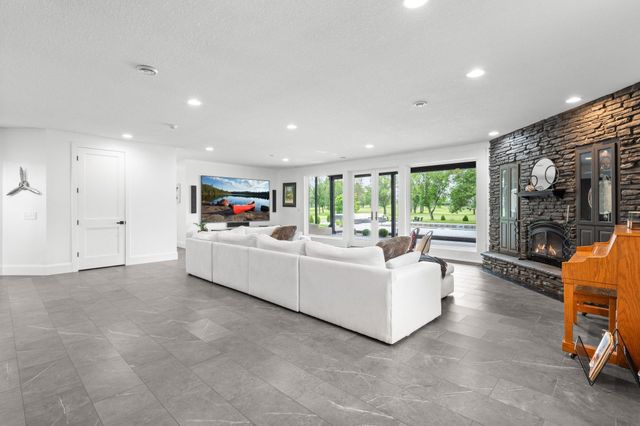 7447 213th Street N, Forest Lake, MN 55025