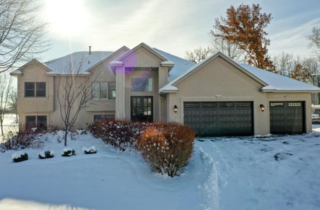 7447 213th Street N, Forest Lake, MN 55025