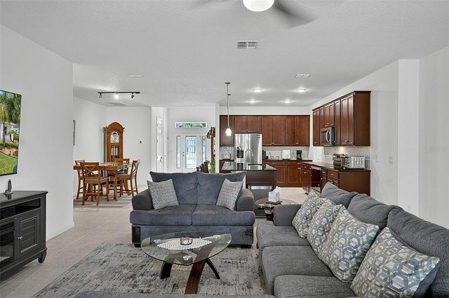 34 BUNKER HILL DRIVE, Palm Coast, FL 32137