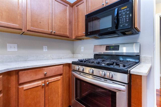 45637 Graystone Lane, Canton, MI 48187