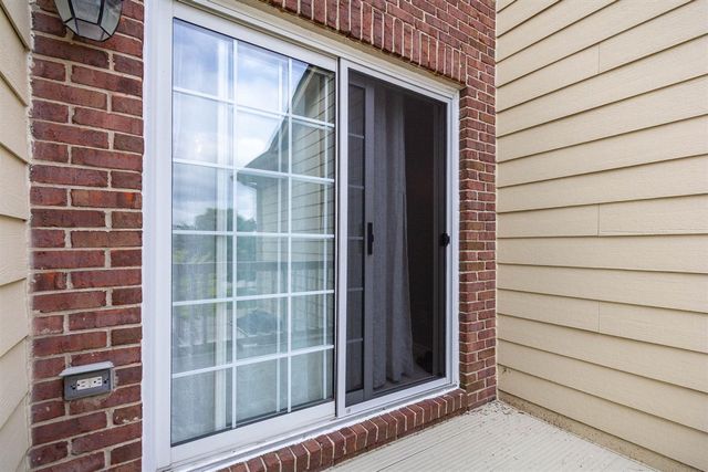 45637 Graystone Lane, Canton, MI 48187
