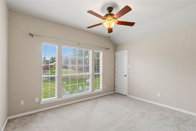 5925 Bishops Mill Dr, Corpus Christi, TX 78414