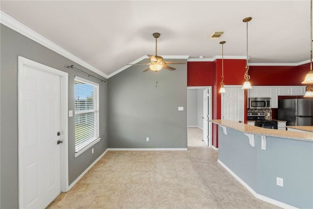 5925 Bishops Mill Dr, Corpus Christi, TX 78414