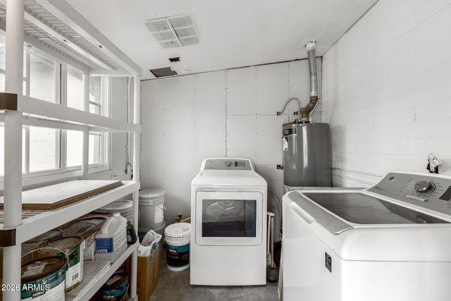 7937 E LOMA LAND Drive, Scottsdale, AZ 85257