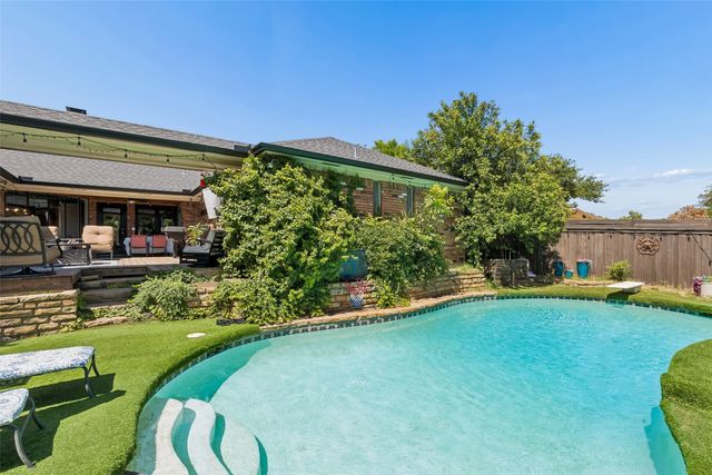 9212 Clover Valley Drive, Dallas, TX 75243