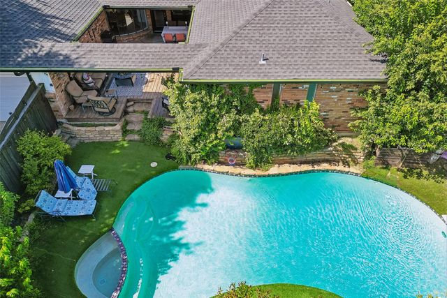 9212 Clover Valley Drive, Dallas, TX 75243