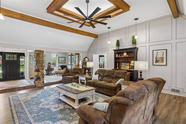9212 Clover Valley Drive, Dallas, TX 75243