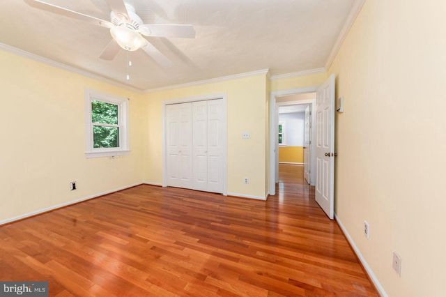 211 SLEEPY HOLLOW TRL, Fredericksburg, VA 22405