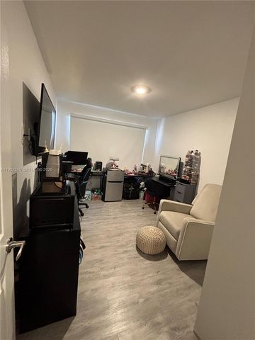 25912 SW 139th Ct, Homestead, FL 33032