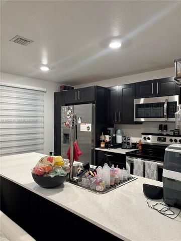 25912 SW 139th Ct, Homestead, FL 33032