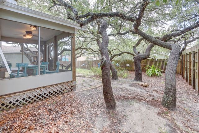 1141 Fulton Beach Rd, Fulton, TX 78358