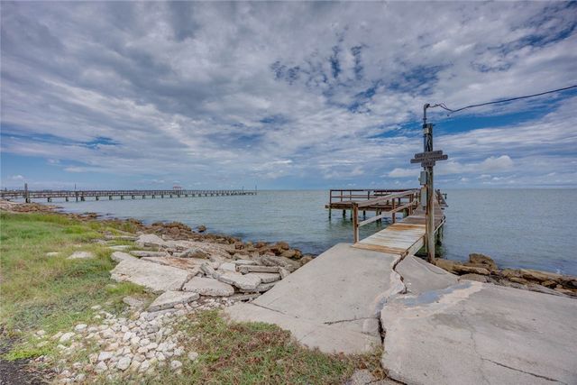 1141 Fulton Beach Rd, Fulton, TX 78358