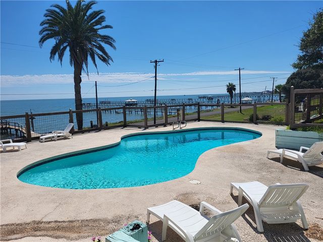 1141 Fulton Beach Rd, Fulton, TX 78358