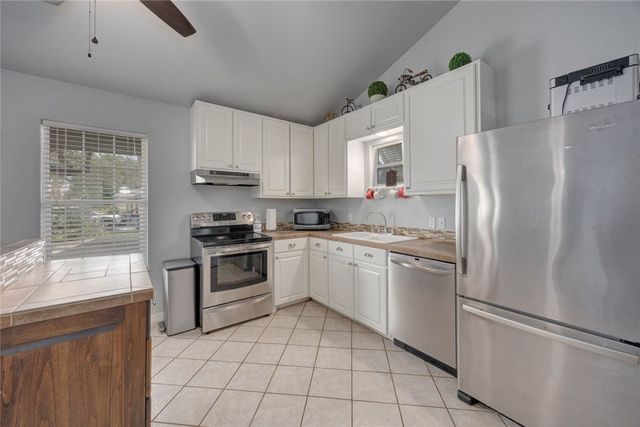 1141 Fulton Beach Rd, Fulton, TX 78358