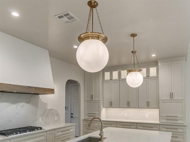 3101 Wood Thrush Way, Edmond, OK 73012