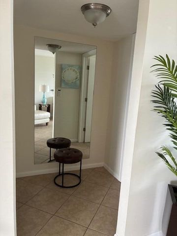 689 NE 6th Court 404, Boynton Beach, FL 33435