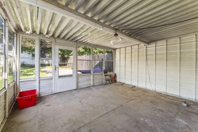 535 S Hubert Avenue, Springfield, OH 45505