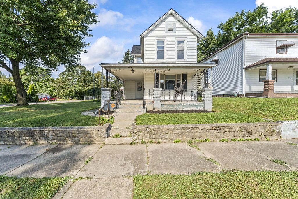 535 S Hubert Avenue, Springfield, OH 45505