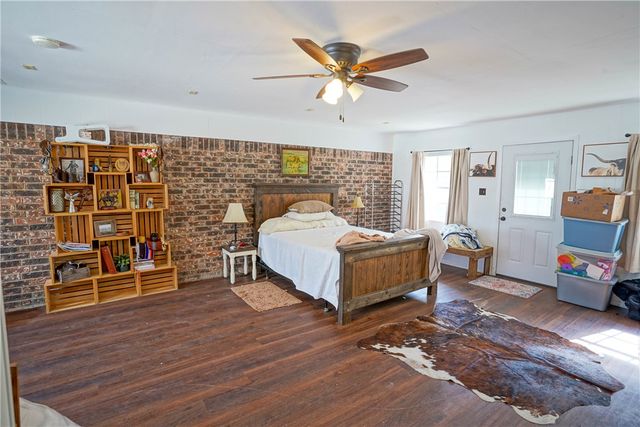 15290 Highway 30, Anderson, TX 77830