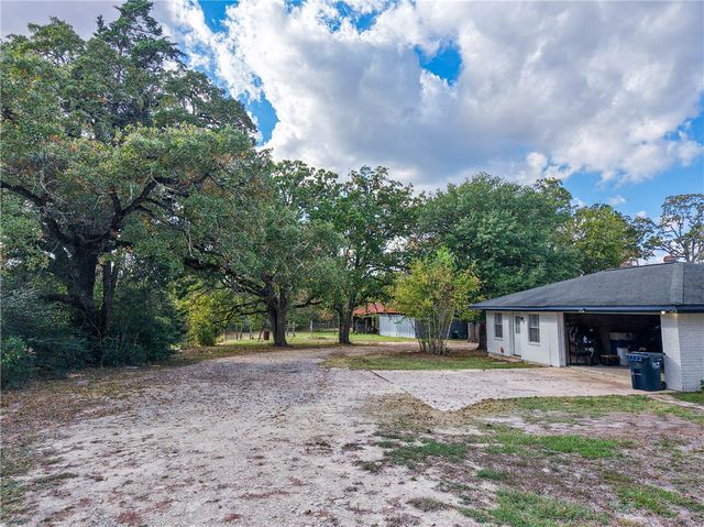 15290 Highway 30, Anderson, TX 77830