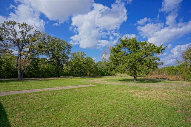 15290 Highway 30, Anderson, TX 77830