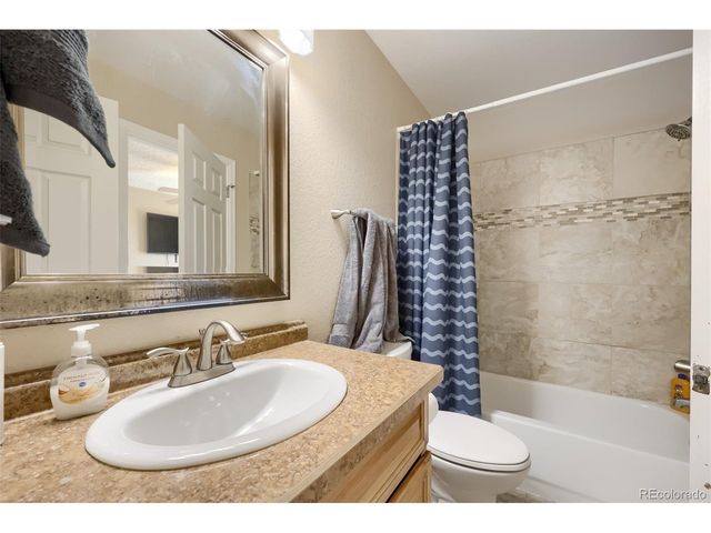 8746 Cloverleaf Cir, Parker, CO 80134