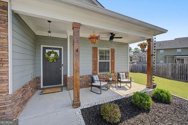 13 Woodland Cove NW, Cartersville, GA 30121