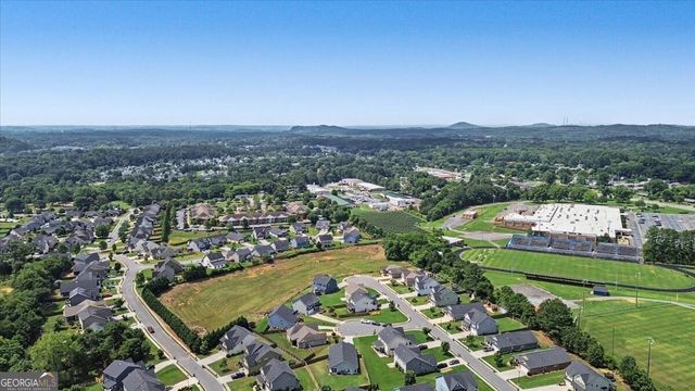 13 Woodland Cove NW, Cartersville, GA 30121