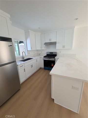 9314 Bryson B, South Gate, CA 90280