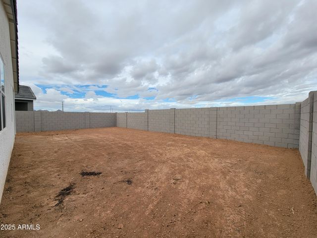 2472 E Fortana Drive, San Tan Valley, AZ 85143