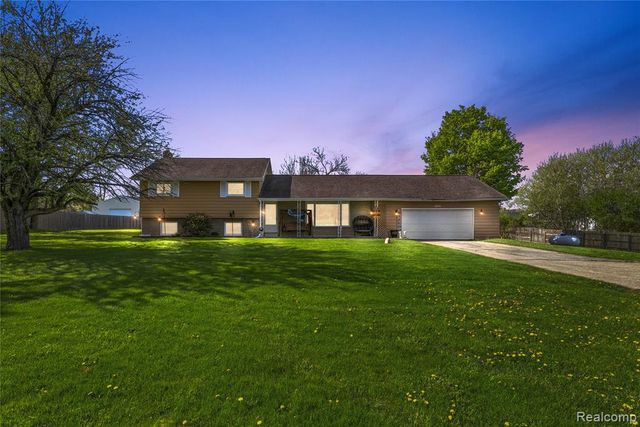 6270 E Dodge Road, Mount Morris, MI 48458