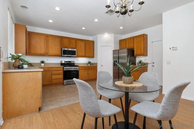 926 Bryce Canyon Ave, Chula Vista, CA 91914