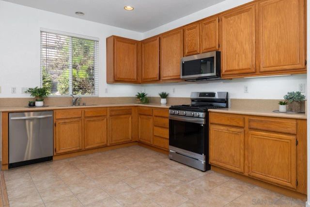 926 Bryce Canyon Ave, Chula Vista, CA 91914