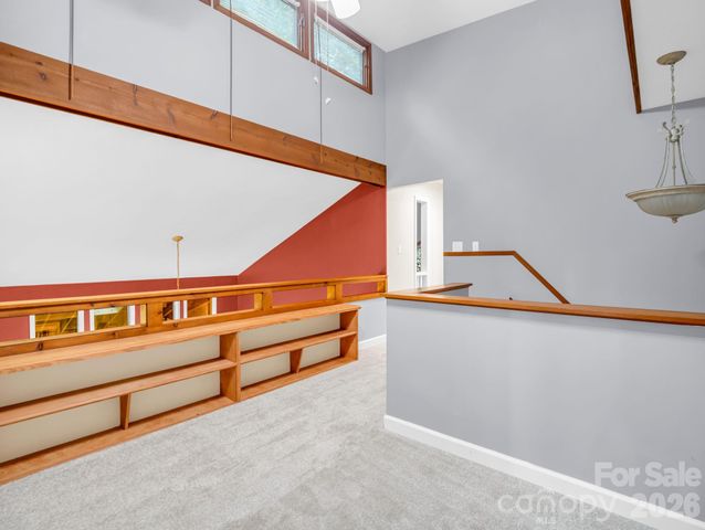 10 Chestnut Ridge Road, Mills River, NC 28759