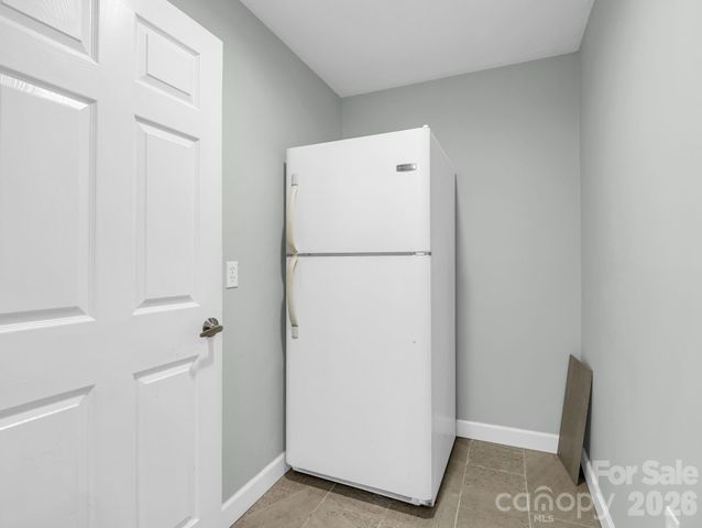 10 Chestnut Ridge Road, Mills River, NC 28759