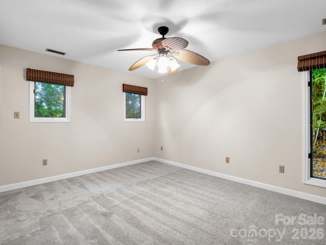 10 Chestnut Ridge Road, Mills River, NC 28759