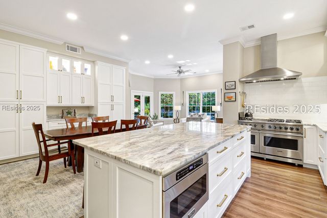 26 Lenora Dr, Hilton Head Island, SC 29926