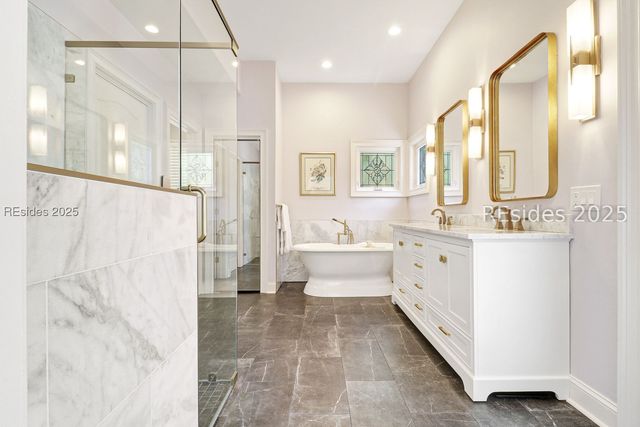 26 Lenora Dr, Hilton Head Island, SC 29926