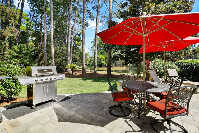 26 Lenora Dr, Hilton Head Island, SC 29926