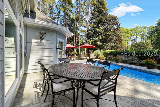 26 Lenora Dr, Hilton Head Island, SC 29926