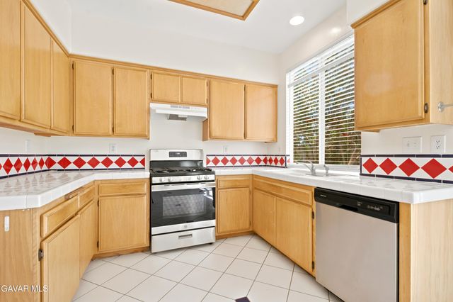 37147 Alder Street, Palmdale, CA 93552