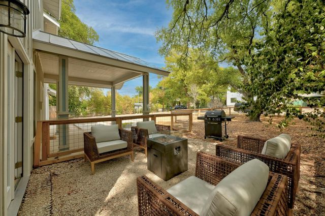 2004 Winsted LN A, Austin, TX 78703