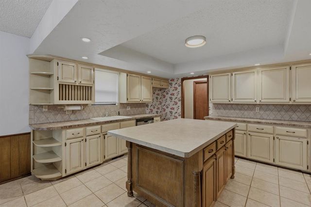 1208 SW 106th Street, Oklahoma City, OK 73170